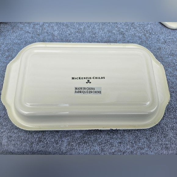 Mackenzie Childs Flower Market White Bread & Butter Hostess Set - Picture 6 of 12